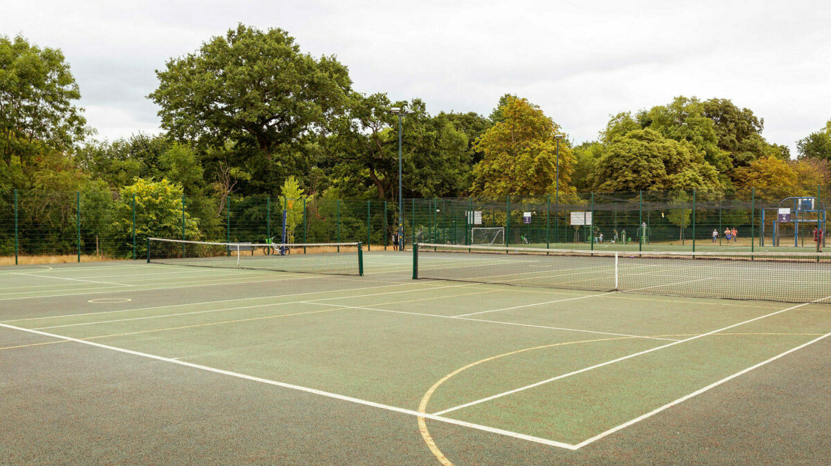 Pitshanger Park Tennis Courts